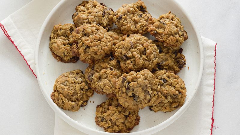 The Ultimate Oatmeal Cookie Recipe: Soft, Chewy, & Easy to Make